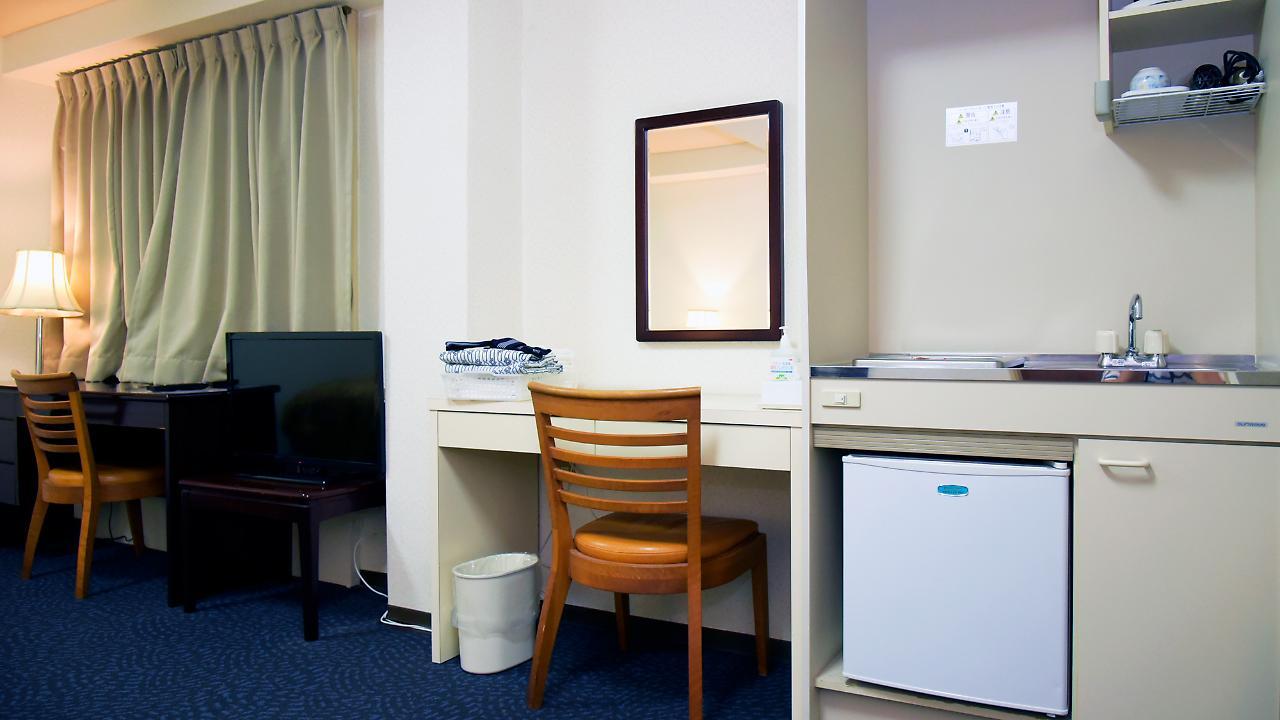 Business Hotel Shuttle Kumamoto Buitenkant foto