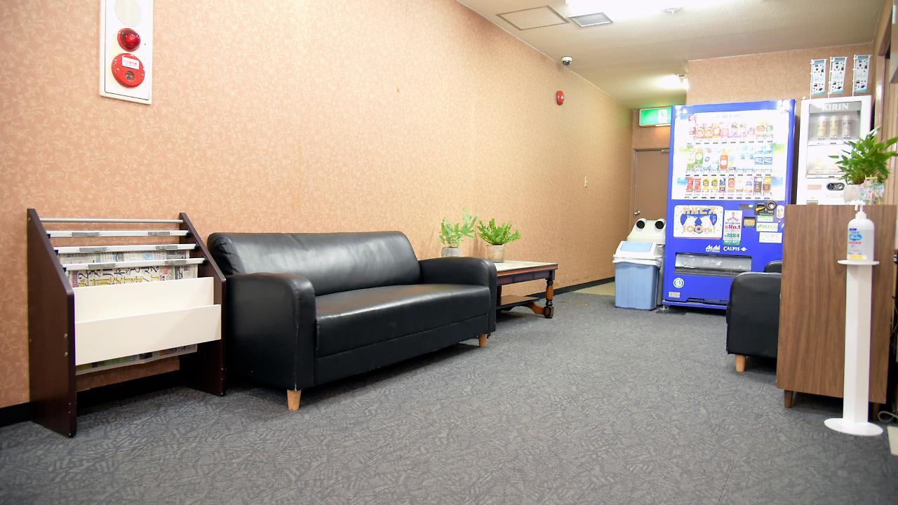 Business Hotel Shuttle Kumamoto Buitenkant foto