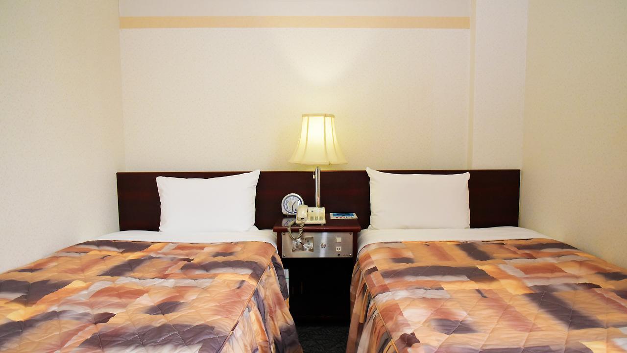 Business Hotel Shuttle Kumamoto Buitenkant foto